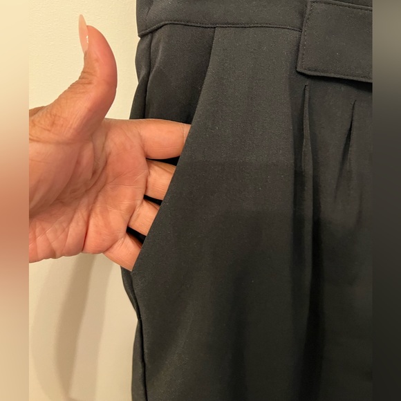 Last Chance! Worn 1X! Future Collective x Target Black Pleat Front Shorts, Sz 18 - Picture 2 of 6